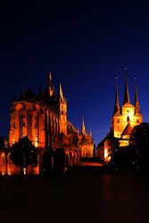 Radfahren_in_Thüringen_Sternfahrt_Weimar_Erfurt_Dom und Severikirche.jpg